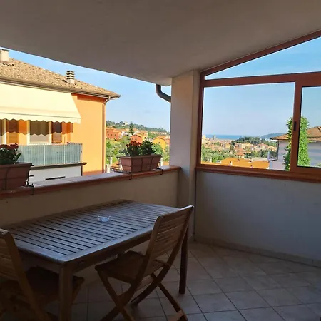 Casa Lici لا سبيتسْيا